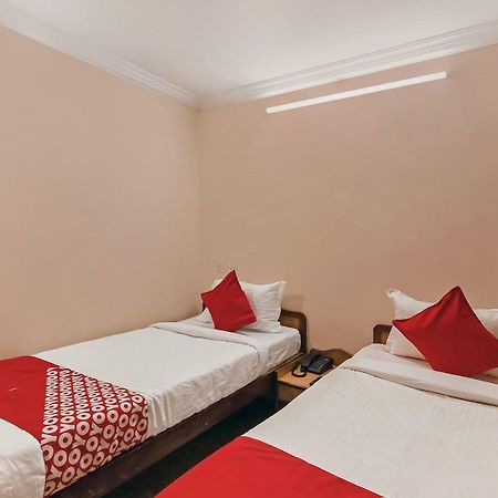 Oyo 23191 Flagship Hotel Raj Madan Ameerpet Χιντεραμπάντ Εξωτερικό φωτογραφία